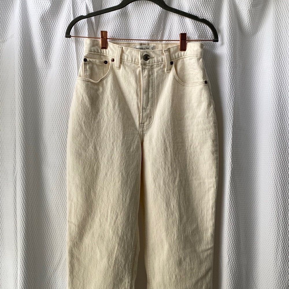 Abercrombie&Fitch 90’s straight Ultra High Rise  *curve*